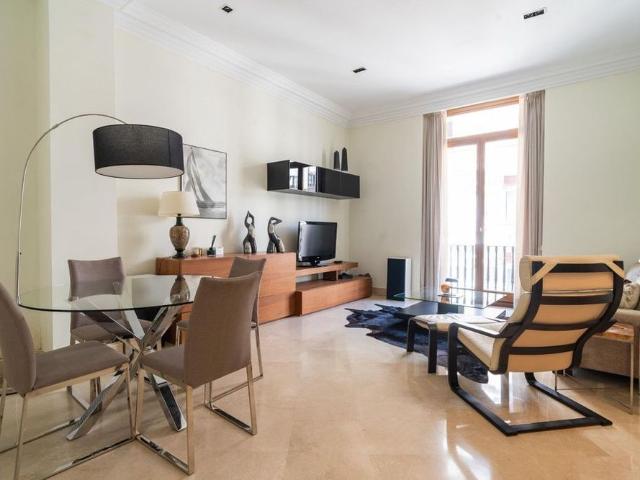 2 room luxury Apartment for rent in Valencia