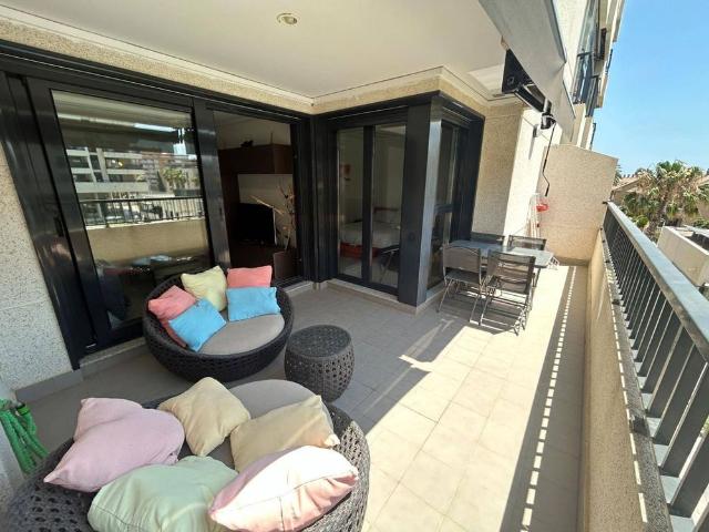 2 room luxury Apartment for rent in Valencia