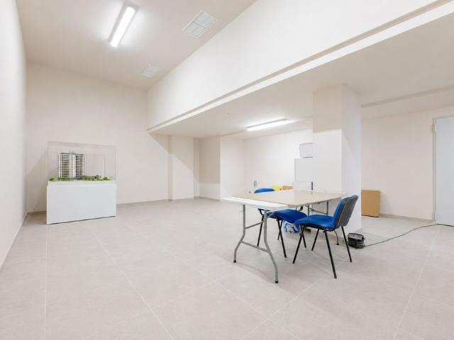 2 room luxury Apartment for rent in Valencia, Spain