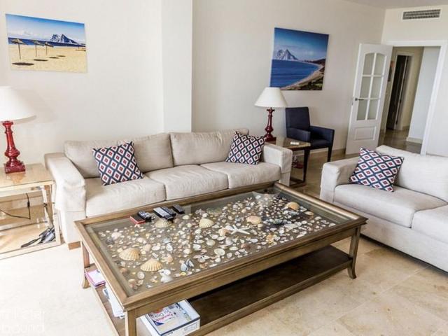 2 room luxury Apartment for rent in Alcaidesa, Andalusia