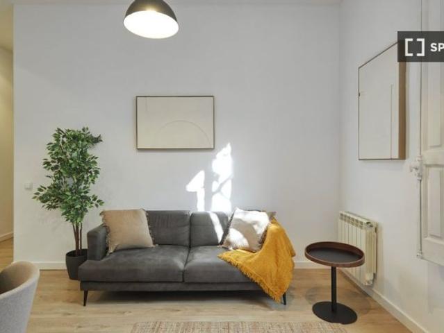 2 room luxury Flat for rent in Barcelona, Spain