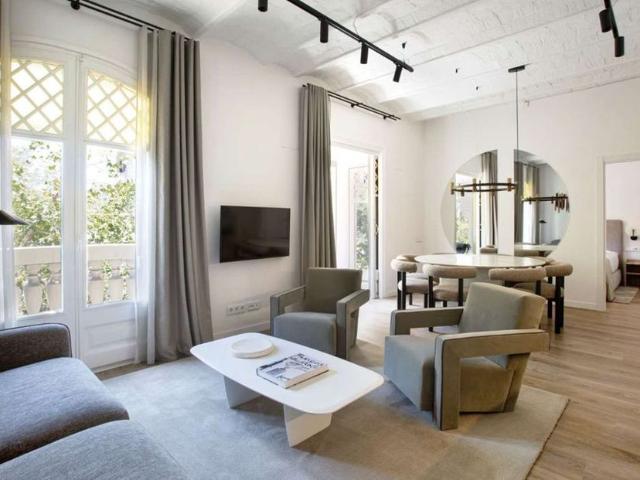 2 room luxury Flat for rent in Barcelona, Spain
