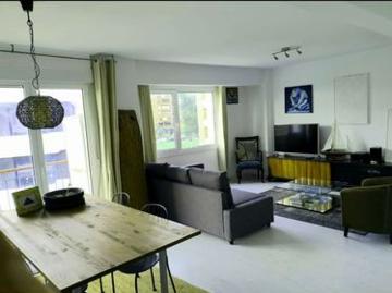 Getxo, País Vasco - Plaza aparcamiento