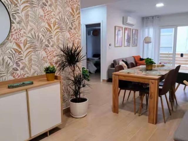 2 room luxury Flat for rent in Granada, Spain
