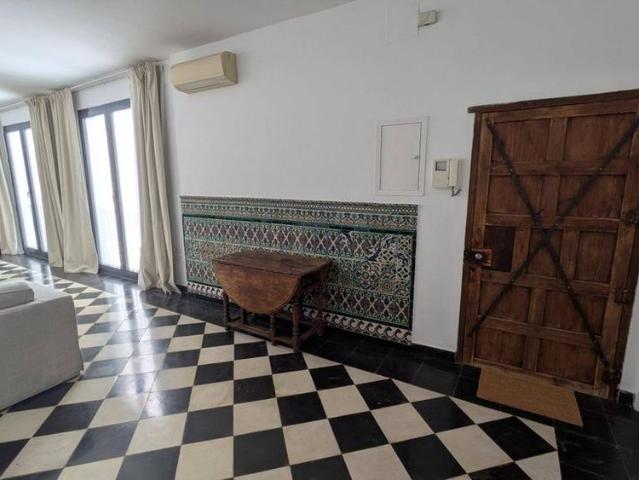 2 room luxury Flat for rent in Seville, Spain