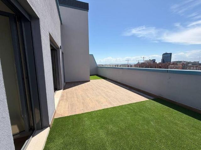 2 room luxury penthouse for rent in Valencia, Spain