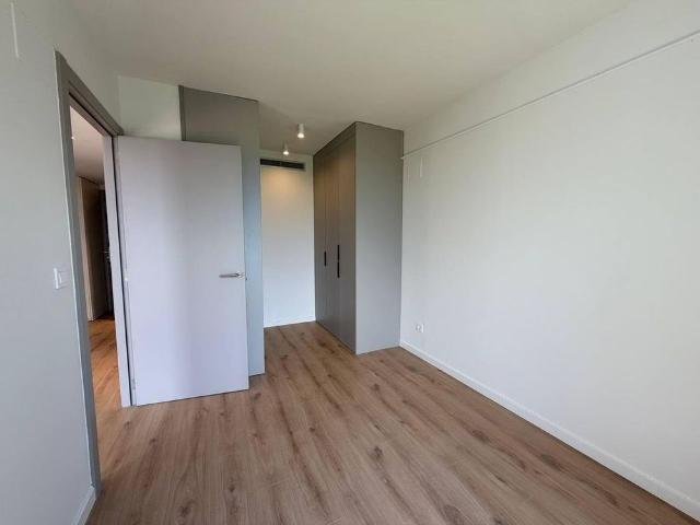 2 room luxury penthouse for rent in Valencia, Spain