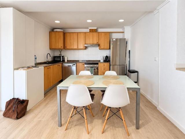 2 room luxury penthouse for rent in Valencia, Spain