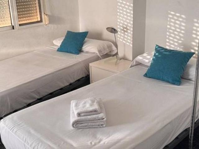 2 room luxury penthouse for rent in Valencia, Spain