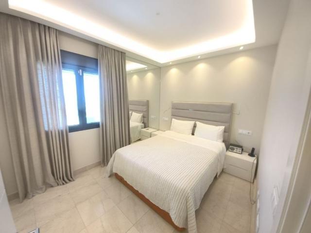 2 room luxury penthouse for rent in Benahavís, Spain