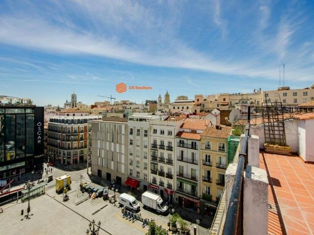 2 room luxury penthouse for rent in Madrid, Spain