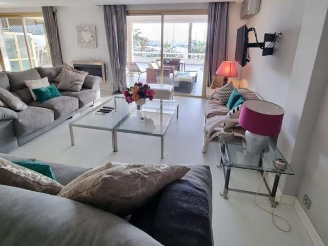 2 room luxury penthouse for rent in Palma de Mallorca, Balearic Islands