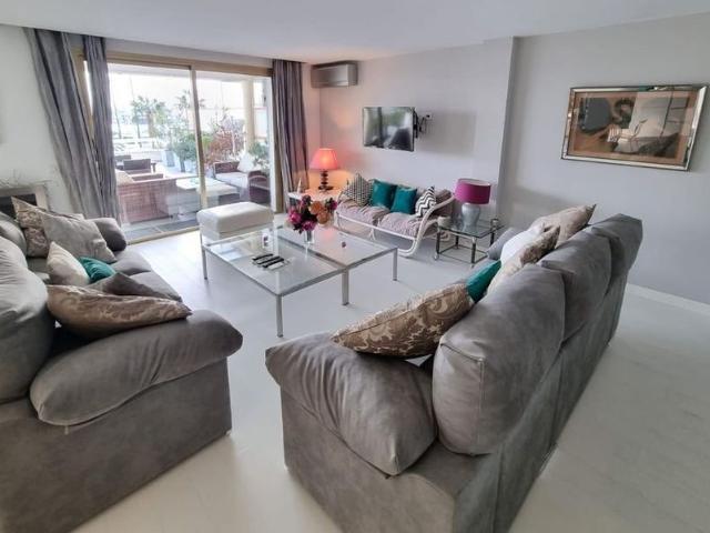 2 room luxury penthouse for rent in Palma de Mallorca, Balearic Islands