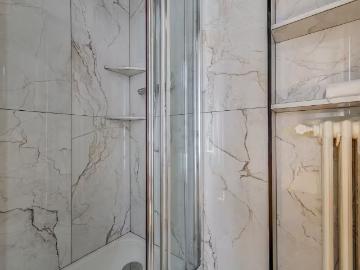 2 room studio apartment near Roland Garros stadium, Paris Amsterdam Apartments for Rent