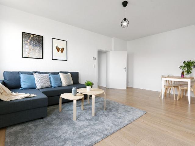 2 Rooms on Mehringdamm Kreuzberg