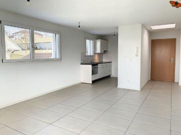 2 ½ ROOMS – Close to all amenities