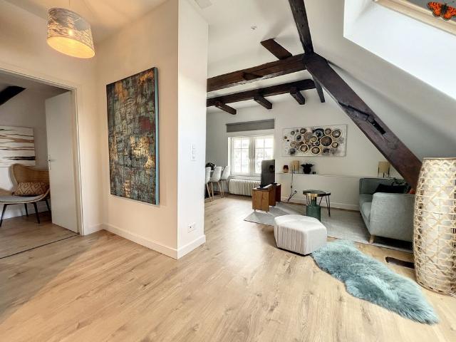 2 ½ ROOMS – FURNISHED!