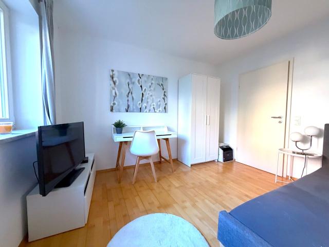 2 rooms flat in Top Location München / Pasing, Munchen Amsterdam Apartments for Rent