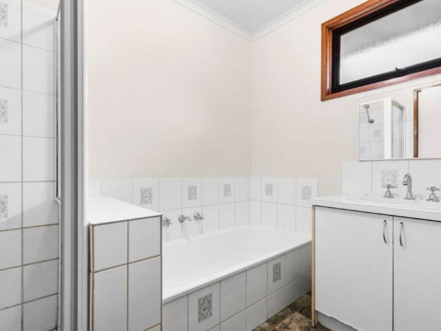 2 rooms for rent