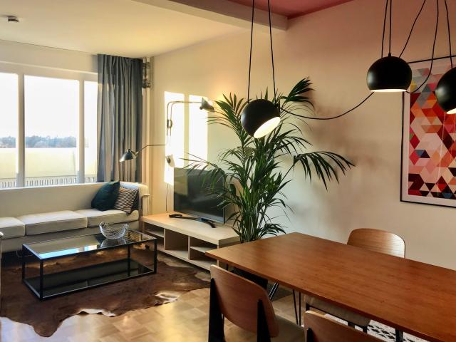 2 Rooms with Balkony in Corbusierhaus, Charlottenburg Berlin