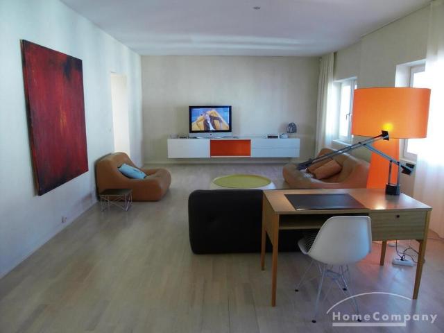 2 rooms with design furniture in a prime location