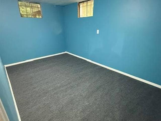 2 Rooms/ 2 cuartos