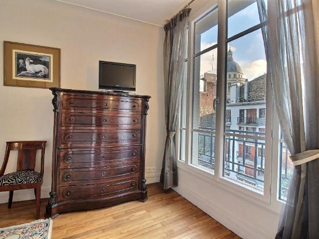 2 rooms 40m² Jardin des Plantes, Paris Amsterdam Apartments for Rent