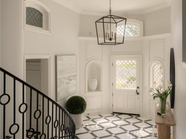 2 Royal Saint George Road, Newport Beach, US, CA