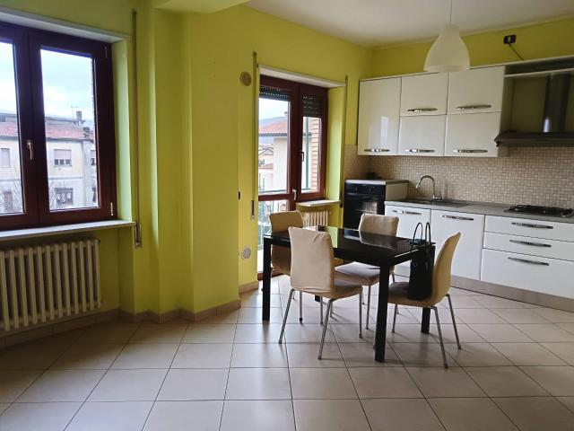 2 stanze in affitto