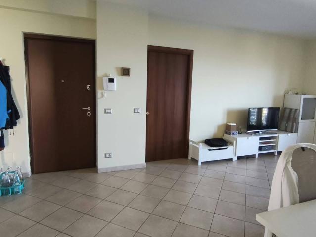 2 stanze in affitto