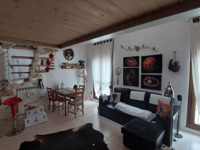 2 stanze in affitto