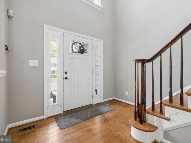 2 Stoneridge Court