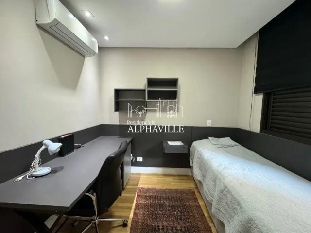 2 suítes + sala home theater no centro de alphaville l vista livre e sol da manhã