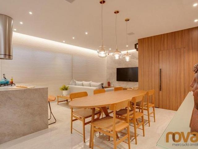 2 suites,andar alto,vista nascente,2 garagens