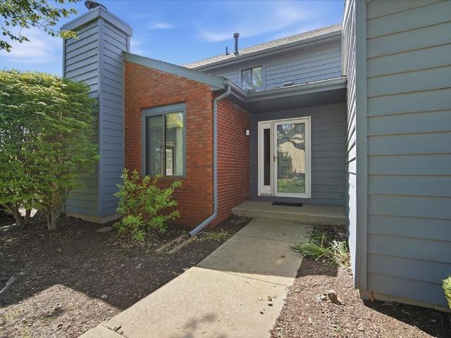 2 Sun Pointe Court # 2A