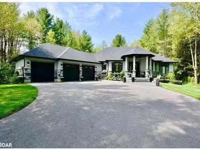 2 Sycamore Circle, Phelpston, ON, L0L 2K0 house for sale Li.