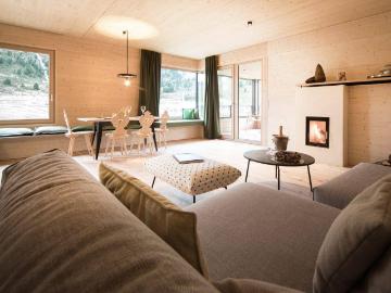 Apartment for sale in 6183