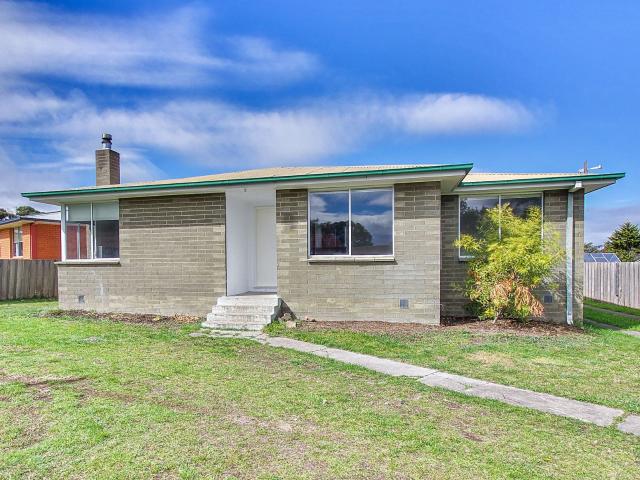 2 saladin circle, clarendon vale