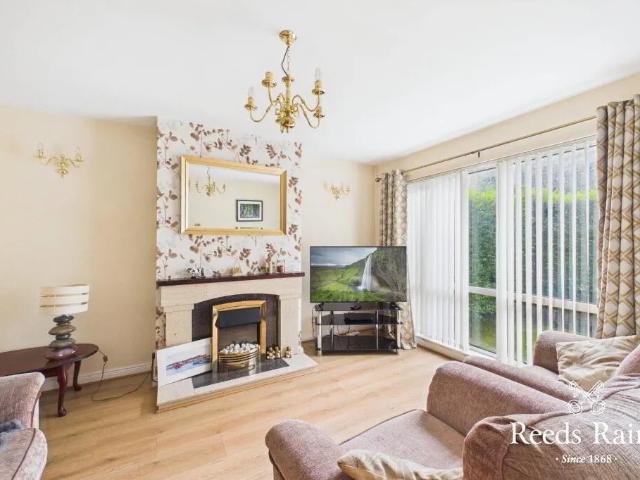2 Sandyknowes Grove, Newtownabbey, BT36 5DG