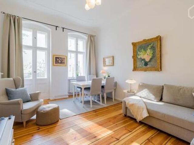2 schöne Altbauwohnungen Berlin Charlottenburg+PrenzlauerBerg