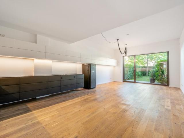 2 Schlafzimmer Villa München München 105453036
