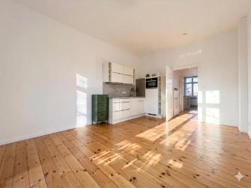 Pastor-Niemöller-Platz - Balkon, Ausgestattete Küche