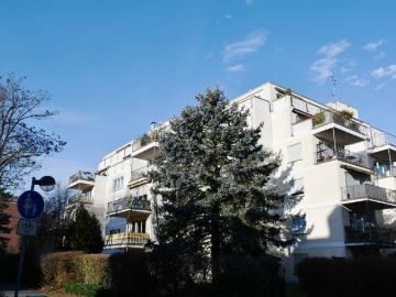 Etagenwohnung for sale in Rosenhöhe - Aufzug