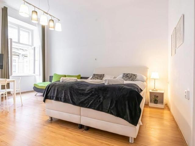 2 Schlafzimmer Wohnung Vienna Vienna 100179472