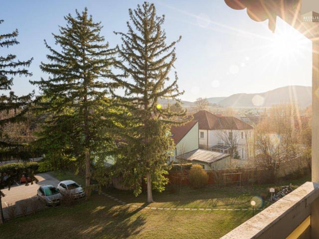 2 Schlafzimmer & Wohnzimmer mit Fernblick