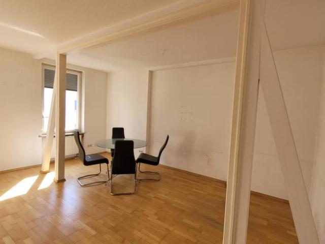 2 Schlafzimmer Haus Stuttgart Stuttgart LS105783095