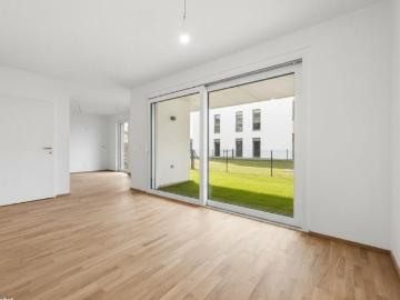 Flat for sale in 2700