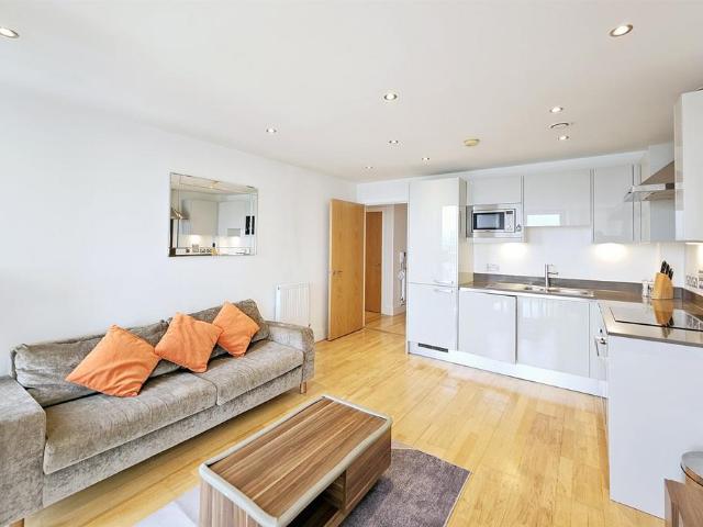 2 Seager Place, London SE8 1 bed flat to rent £2,000 pcm £462 pw