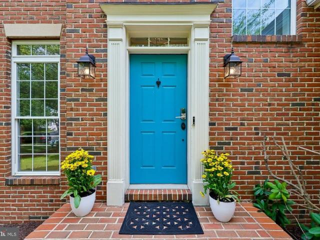 2 Seneca Forest Court