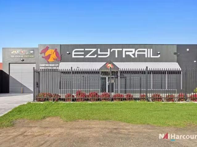 2 Sharon Court, Bell Park, VIC 3215 Showrooms/Bulky Goods fo.